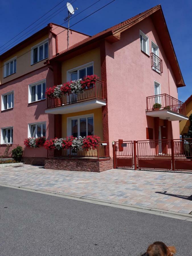 Apartmany Boss Liptowski Mikułasz Zewnętrze zdjęcie